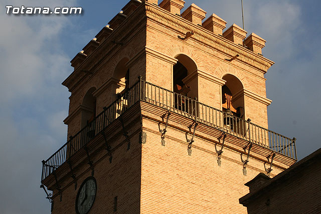 Traslado del Cristo de la Sangre a la Parroquia de Santiago  - 2