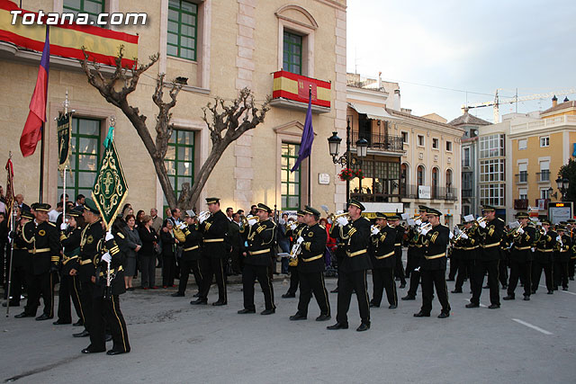 Traslado del Cristo de la Sangre a la Parroquia de Santiago  - 13