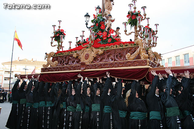 Traslado del Cristo de la Sangre a la Parroquia de Santiago  - 22